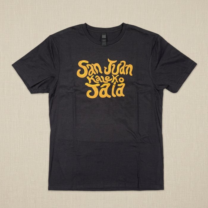 Camiseta texto dorado - Impresión directa DTG