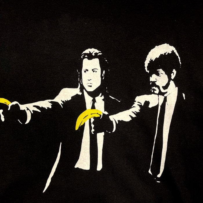 Camiseta negra, ilustración de personajes - Impresión directa DTG