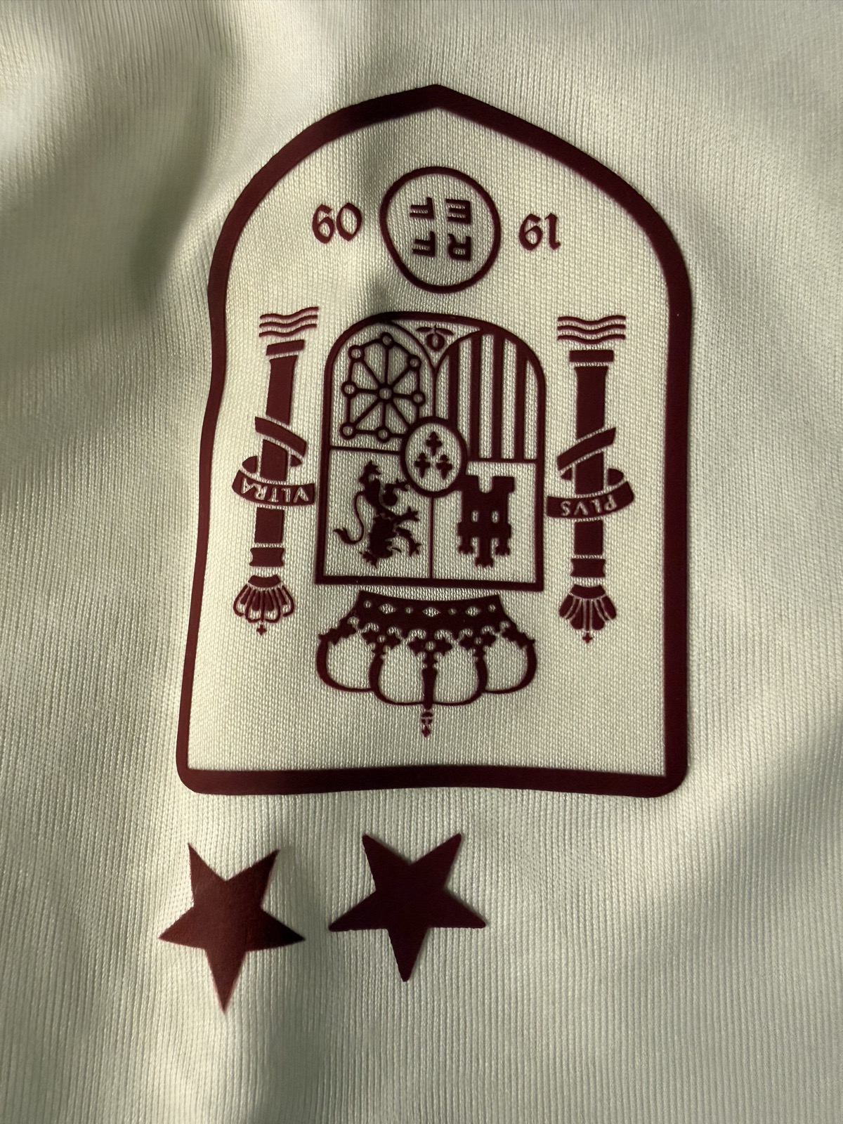 Arreglo de camiseta de la campeona del mundo 3